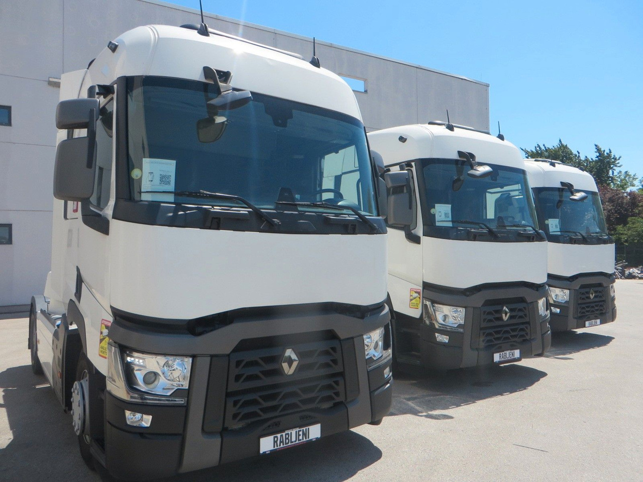 Renault T480 SC 4x2Tractor SELECTION - Nyergesvontató: 2 kép. Renault T480 SC 4x2Tractor SELECTION - Nyergesvontató: 2 kép.