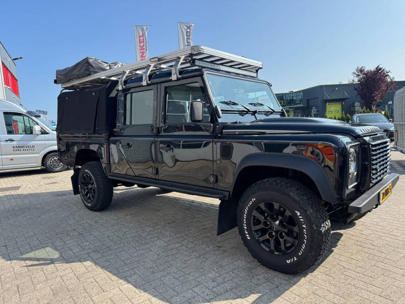Autó Land Rover Defender: 6 kép.