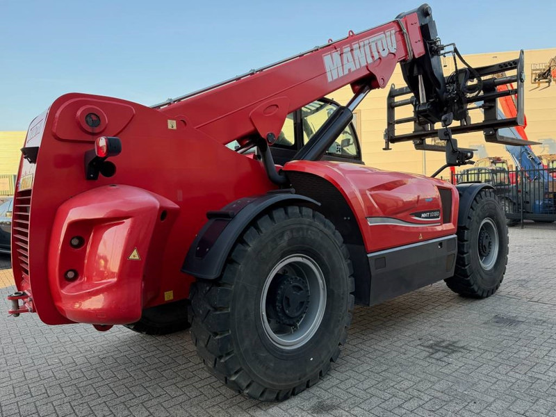 Manitou MHT10180 - Teleszkópos rakodó: 4 kép. Manitou MHT10180 - Teleszkópos rakodó: 4 kép.