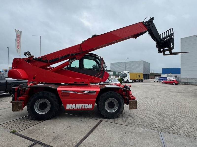 Manitou MRT 2540 Plus Privilege - Teleszkópos rakodó: 4 kép. Manitou MRT 2540 Plus Privilege - Teleszkópos rakodó: 4 kép.