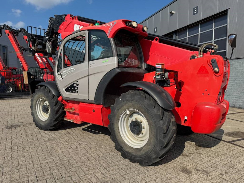 Manitou MT 1840 - Teleszkópos rakodó: 2 kép. Manitou MT 1840 - Teleszkópos rakodó: 2 kép.