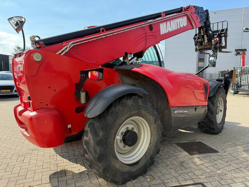 Manitou MT 1840 - Teleszkópos rakodó: 4 kép. Manitou MT 1840 - Teleszkópos rakodó: 4 kép.