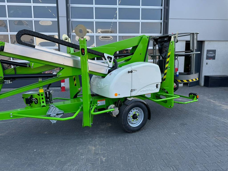 Niftylift 150 TET - Emelőkosaras utánfutó: 3 kép. Niftylift 150 TET - Emelőkosaras utánfutó: 3 kép.