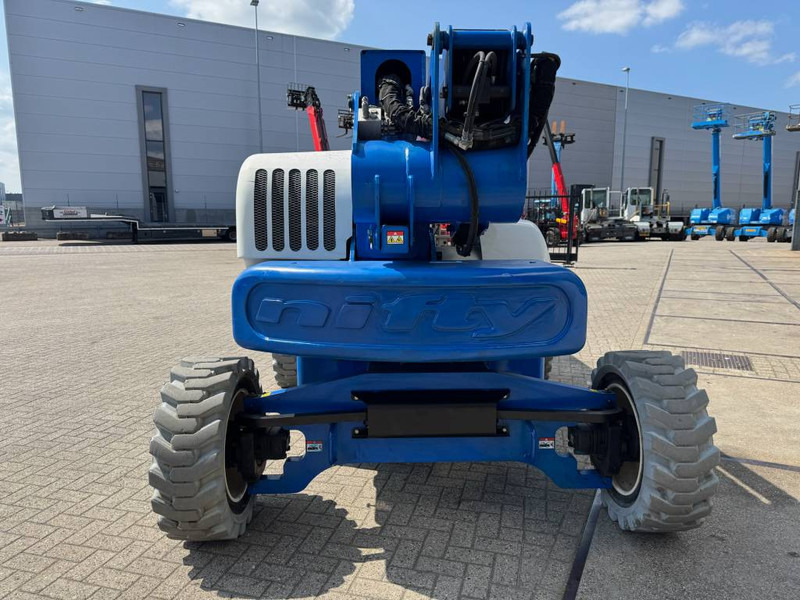 Niftylift HR 21 D E - Személyemelő: 3 kép. Niftylift HR 21 D E - Személyemelő: 3 kép.