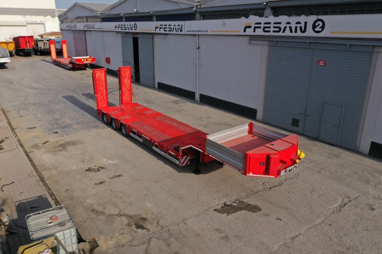 Fesan 3 AXLES LOWBED - Félpótkocsi mélybölcsős: 3 kép. Fesan 3 AXLES LOWBED - Félpótkocsi mélybölcsős: 3 kép.