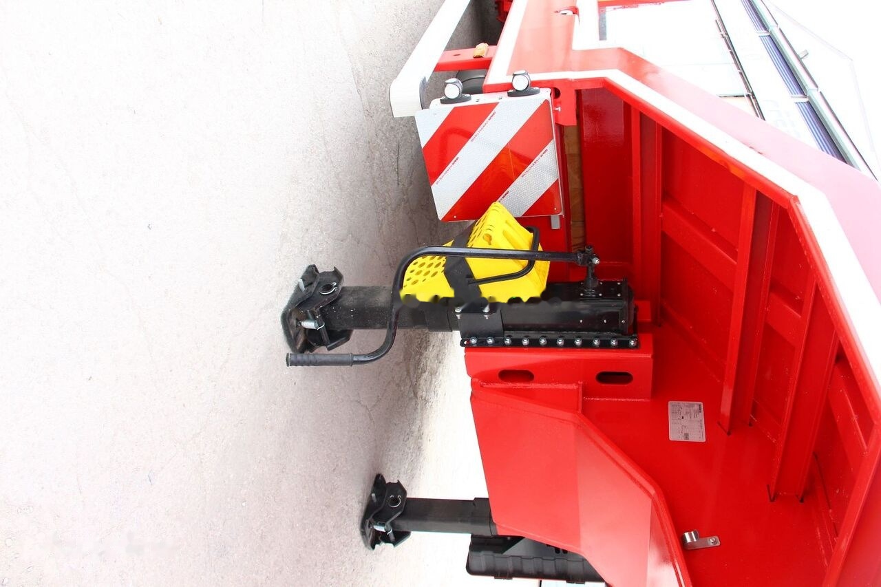 Fesan 4 AXLES LOWBED - Félpótkocsi mélybölcsős: 5 kép. Fesan 4 AXLES LOWBED - Félpótkocsi mélybölcsős: 5 kép.