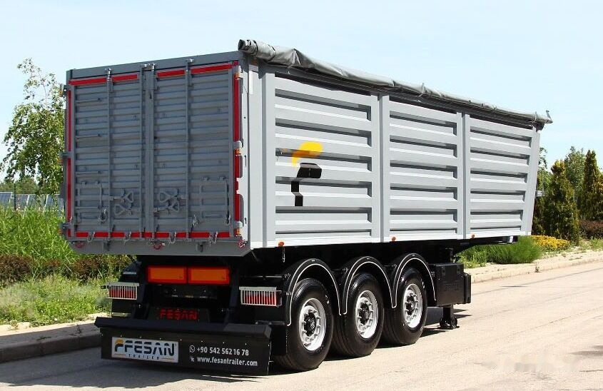 Fesan ZERNOVOZ GRAIN HARDOX REAR TIPPER - Félpótkocsi billenőplatós: 2 kép. Fesan ZERNOVOZ GRAIN HARDOX REAR TIPPER - Félpótkocsi billenőplatós: 2 kép.