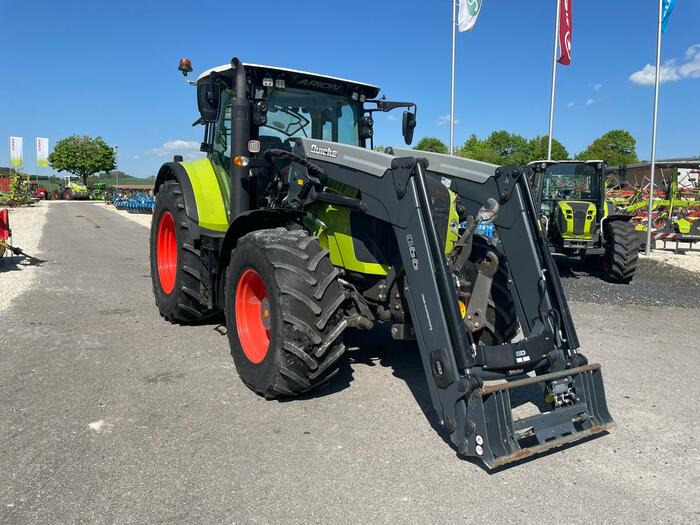 Claas Arion 650 - Traktor: 1 kép. Claas Arion 650 - Traktor: 1 kép.