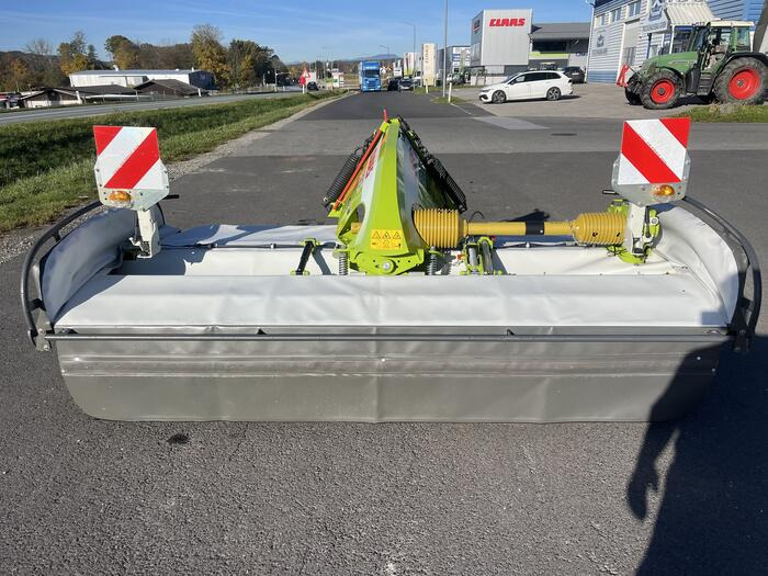 Claas Disco 3200 F Profil - Fűkasza: 2 kép. Claas Disco 3200 F Profil - Fűkasza: 2 kép.