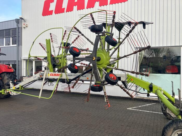 Claas Liner 1650 Twin - Szénaforgató: 5 kép. Claas Liner 1650 Twin - Szénaforgató: 5 kép.