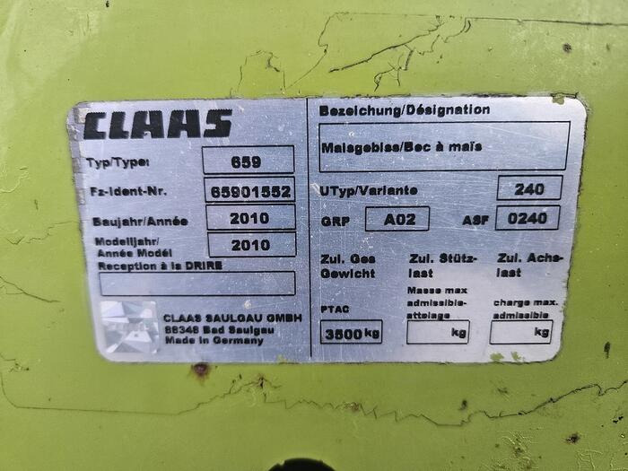 Claas Orbis 750 - Kukorica adapter: 5 kép. Claas Orbis 750 - Kukorica adapter: 5 kép.