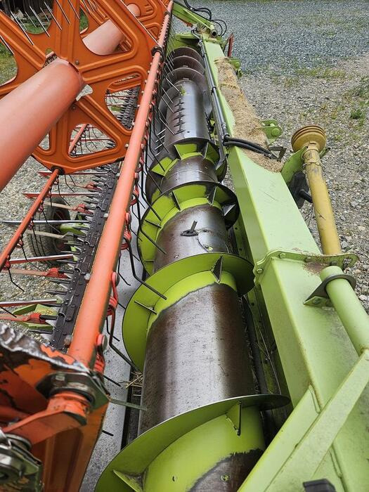 Kombájn adapter Claas V540 Vario: 11 kép.