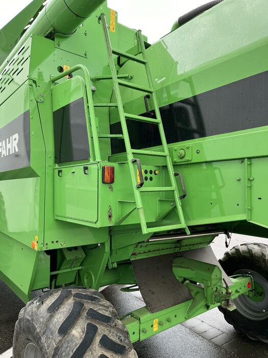 Deutz-Fahr 5660 H - Kombájn: 5 kép. Deutz-Fahr 5660 H - Kombájn: 5 kép.
