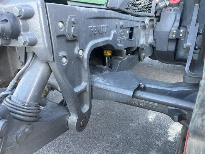 Fendt 711 Vario - Traktor: 4 kép. Fendt 711 Vario - Traktor: 4 kép.
