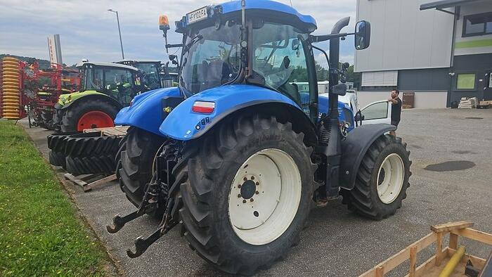 New Holland T6.160 Auto Command - Traktor: 3 kép. New Holland T6.160 Auto Command - Traktor: 3 kép.