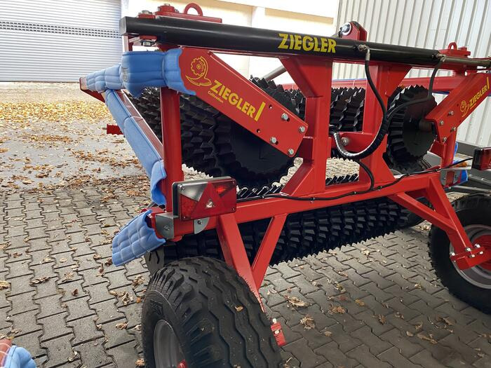 Ziegler Cambridge Walze 6201 - Mezőgazdasági hengerek: 4 kép. Ziegler Cambridge Walze 6201 - Mezőgazdasági hengerek: 4 kép.