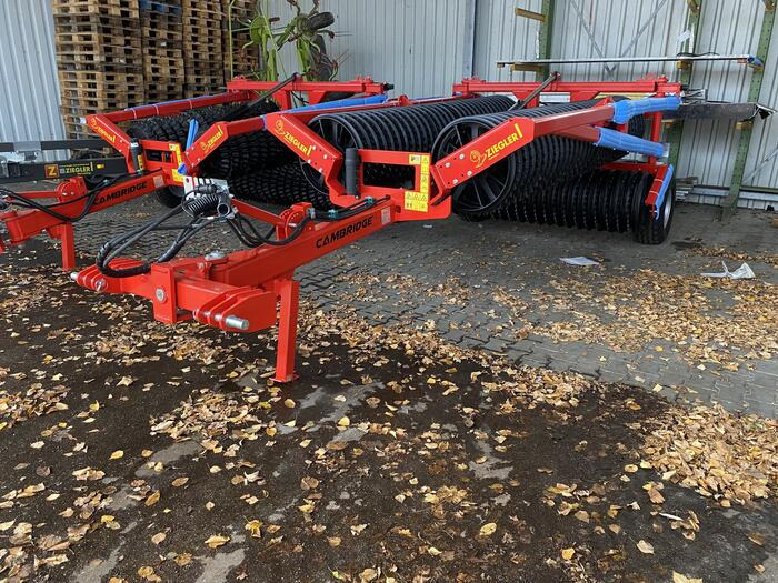 Ziegler Cambridge Walze 8001 - Mezőgazdasági hengerek: 3 kép. Ziegler Cambridge Walze 8001 - Mezőgazdasági hengerek: 3 kép.