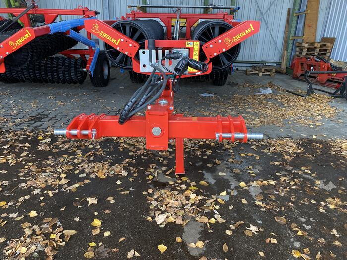 Ziegler Cambridge Walze 8001 - Mezőgazdasági hengerek: 5 kép. Ziegler Cambridge Walze 8001 - Mezőgazdasági hengerek: 5 kép.