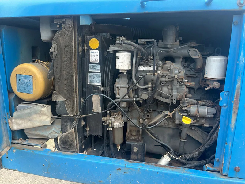 Teleszkópos emelő Aichi SR 21 A Hoogwerker rups: 18 kép.