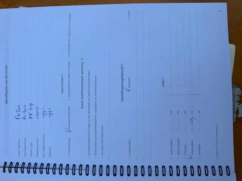 Potain AF 519 Torenkraan Bouwkraan Kraan Verzetbaar Radiografisch - Építőipari gépek: 4 kép. Potain AF 519 Torenkraan Bouwkraan Kraan Verzetbaar Radiografisch - Építőipari gépek: 4 kép.