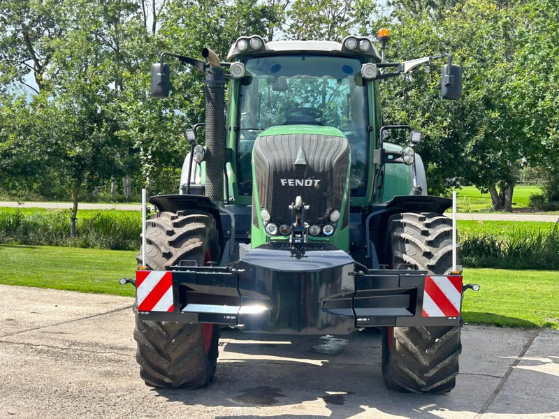 Fendt 822 VARIO Fendt Fendt vario 822 - Traktor: 2 kép. Fendt 822 VARIO Fendt Fendt vario 822 - Traktor: 2 kép.