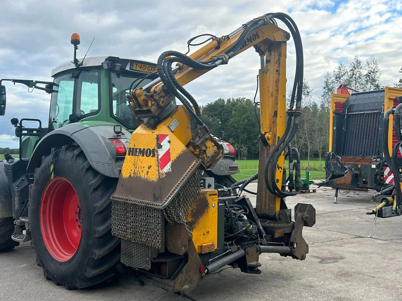 Herder Hemos Stobbenfrees radiografisch - Erdészeti aprító: 2 kép. Herder Hemos Stobbenfrees radiografisch - Erdészeti aprító: 2 kép.