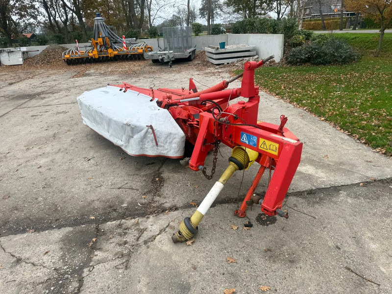 Kuhn FC 240 P Kneuzer maaier - Fűkasza: 5 kép. Kuhn FC 240 P Kneuzer maaier - Fűkasza: 5 kép.