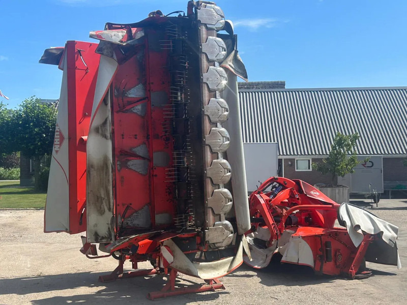 Kuhn FC 9530 D-FF Kuhn FC3125DF-FF triple maaier combi vlindermaaier - Fűkasza: 4 kép. Kuhn FC 9530 D-FF Kuhn FC3125DF-FF triple maaier combi vlindermaaier - Fűkasza: 4 kép.