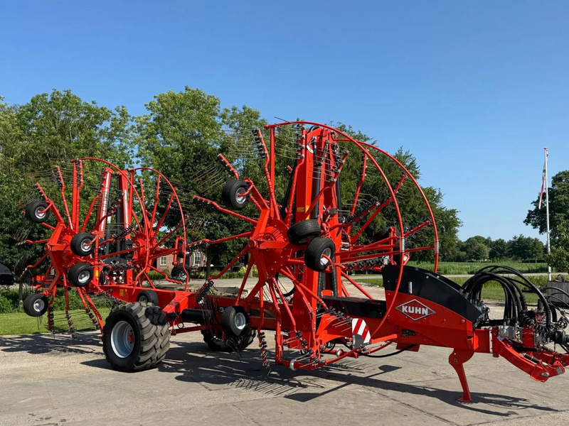 Kuhn Ga 15131 4 rotorhark Kuhn Zwiller - Szénaforgató: 1 kép. Kuhn Ga 15131 4 rotorhark Kuhn Zwiller - Szénaforgató: 1 kép.