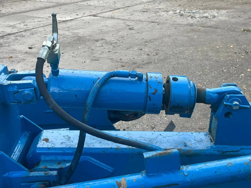 Rabe Rabewerk Condor Avant 200 VII 85 40 ploeg - Eke: 5 kép. Rabe Rabewerk Condor Avant 200 VII 85 40 ploeg - Eke: 5 kép.