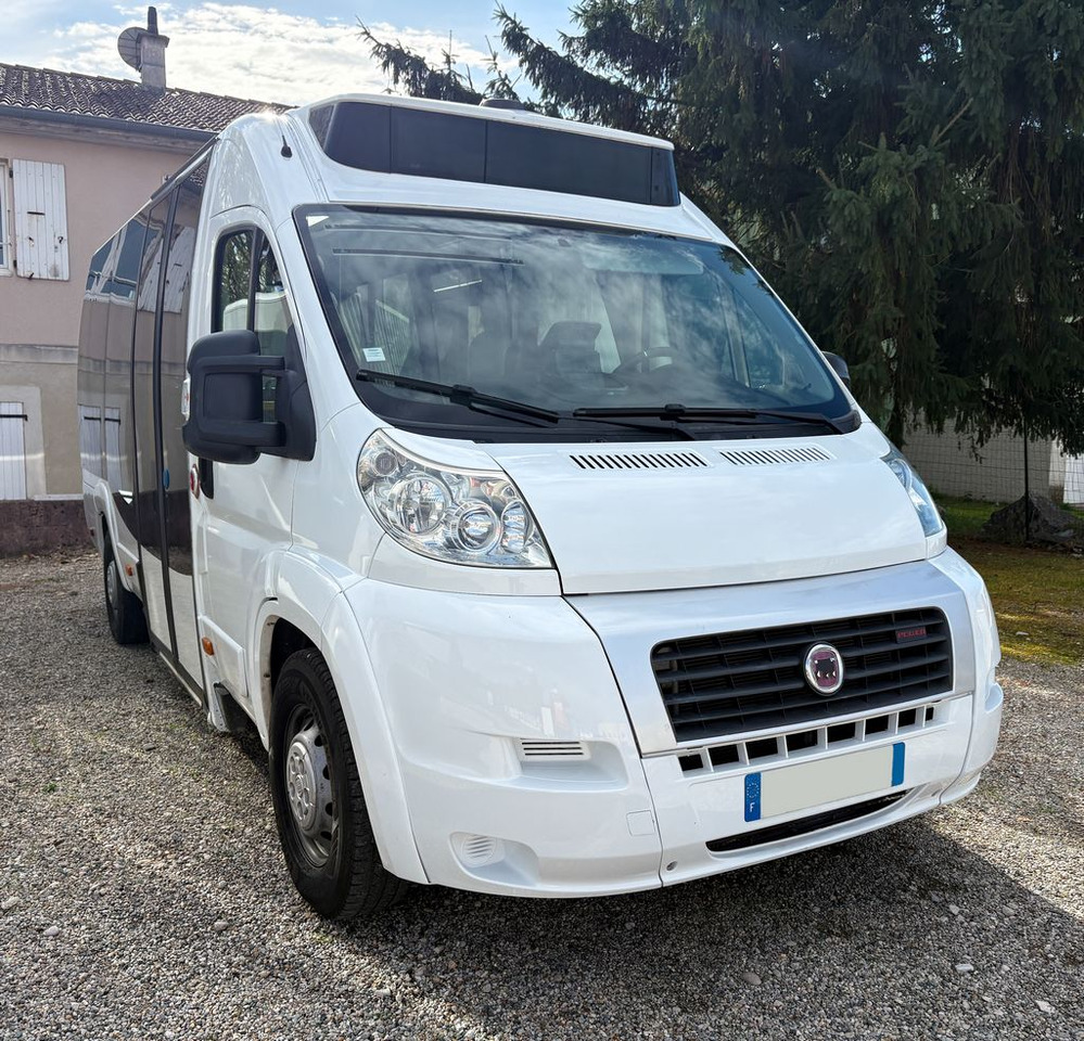 FIAT CITY 21 - Városi busz: 2 kép. FIAT CITY 21 - Városi busz: 2 kép.