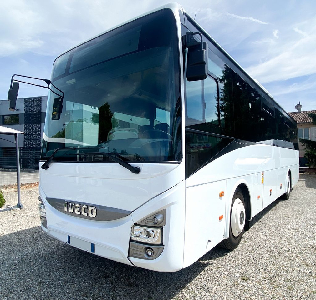 IVECO CROSSWAY 2020 10M60 - Helyközi busz: 2 kép. IVECO CROSSWAY 2020 10M60 - Helyközi busz: 2 kép.