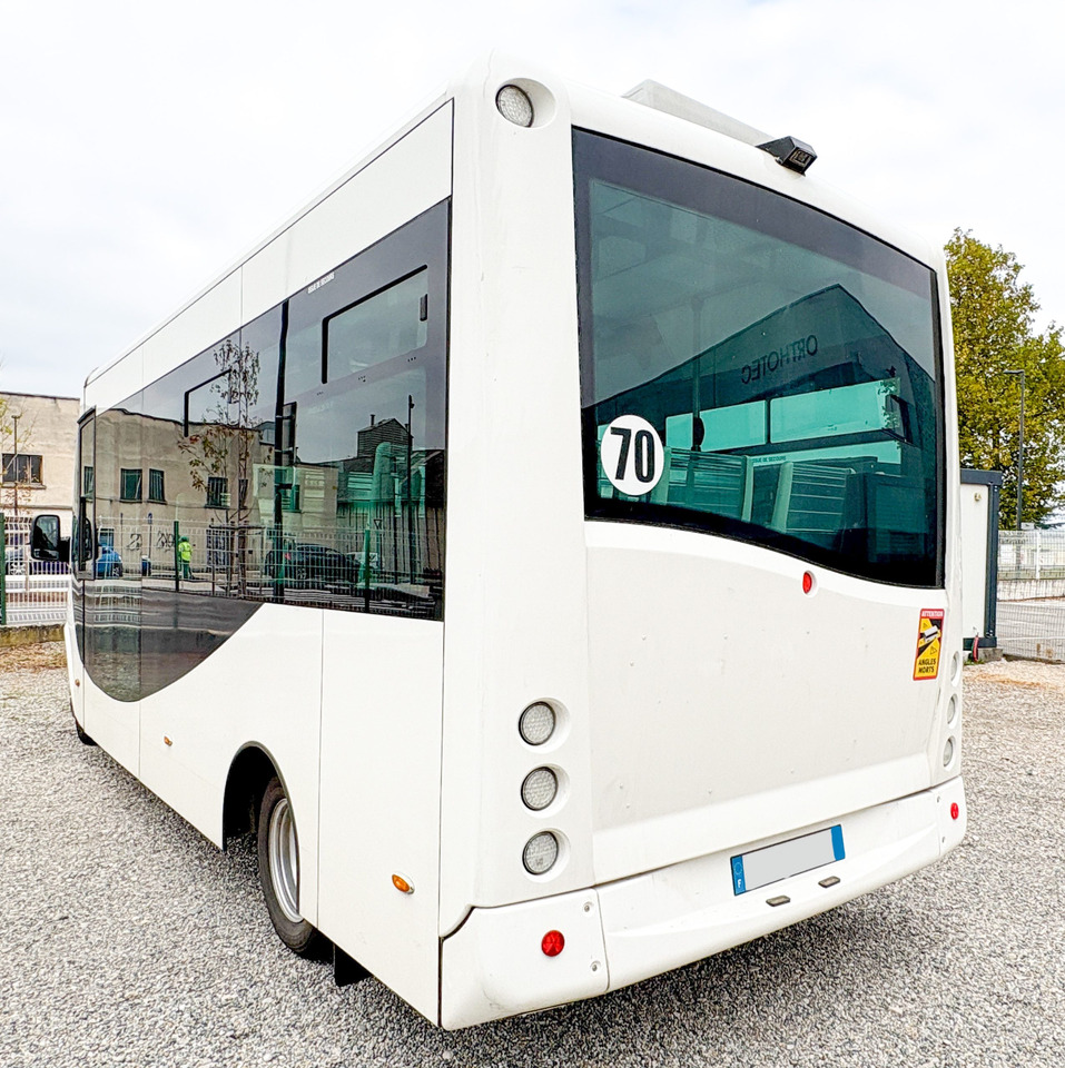 MERCEDES CYTIOS 3 - Városi busz: 3 kép. MERCEDES CYTIOS 3 - Városi busz: 3 kép.