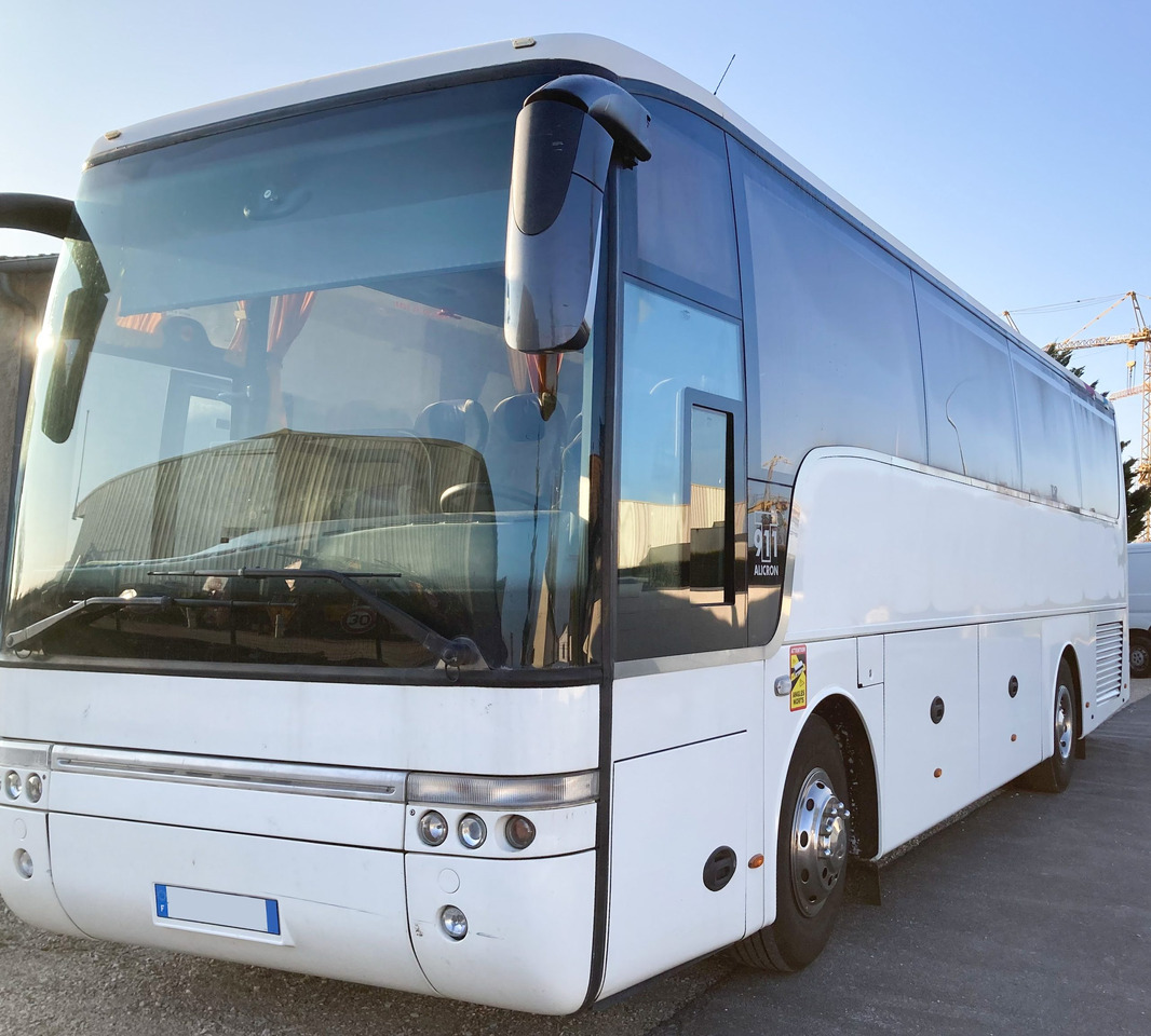VANHOOL T911 2008 - Helyközi busz: 2 kép. VANHOOL T911 2008 - Helyközi busz: 2 kép.