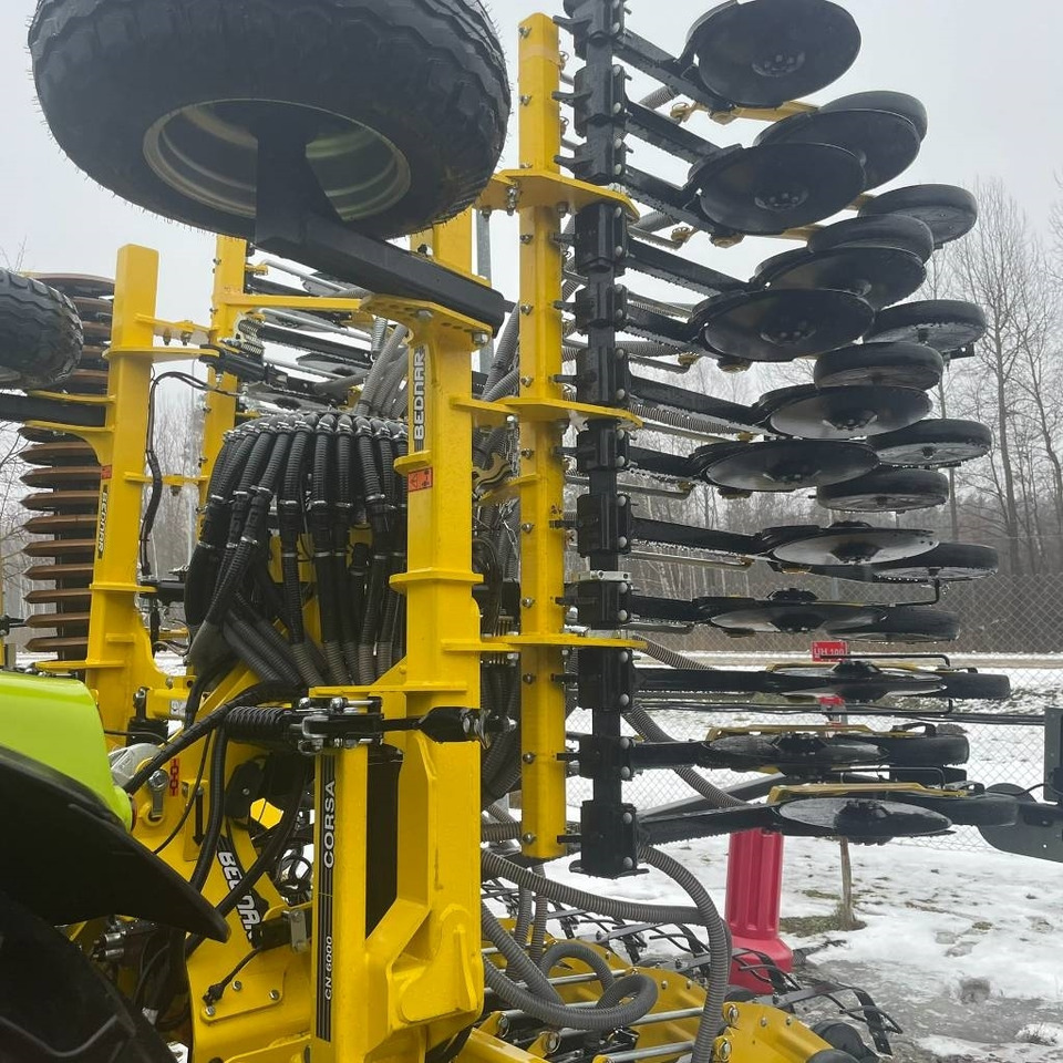 Új Szemenkénti vetőgép Bednar CORSA CN 6000: 7 kép.