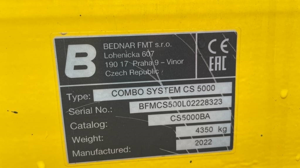 Bednar ComboSystem CS 5000 - Szemenkénti vetőgép: 4 kép. Bednar ComboSystem CS 5000 - Szemenkénti vetőgép: 4 kép.