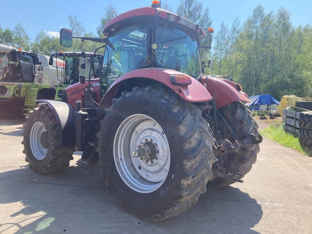 Case IH PUMA 210 - Traktor: 3 kép. Case IH PUMA 210 - Traktor: 3 kép.