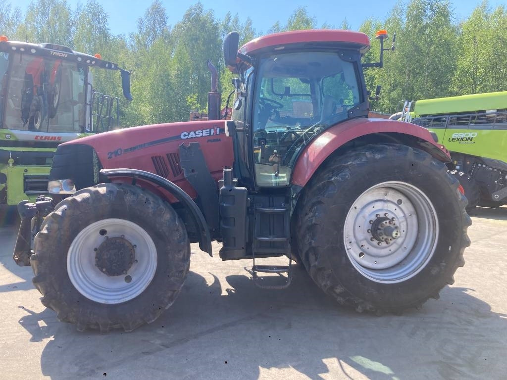 Case IH PUMA 210 - Traktor: 2 kép. Case IH PUMA 210 - Traktor: 2 kép.