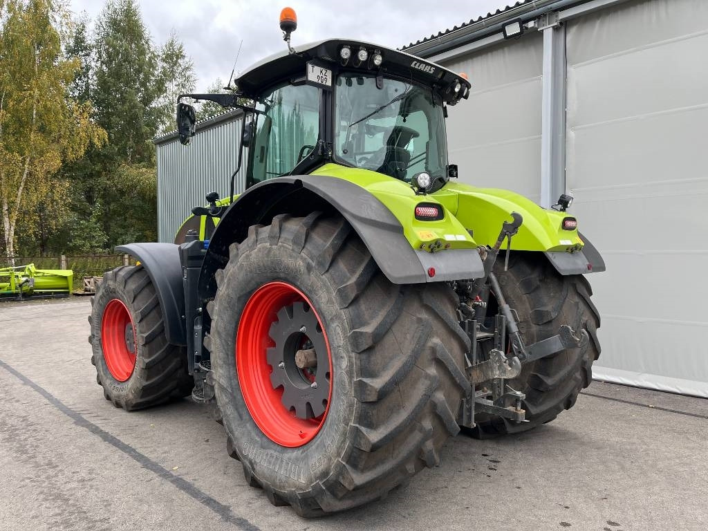 Claas Axion 950 - Traktor: 5 kép. Claas Axion 950 - Traktor: 5 kép.