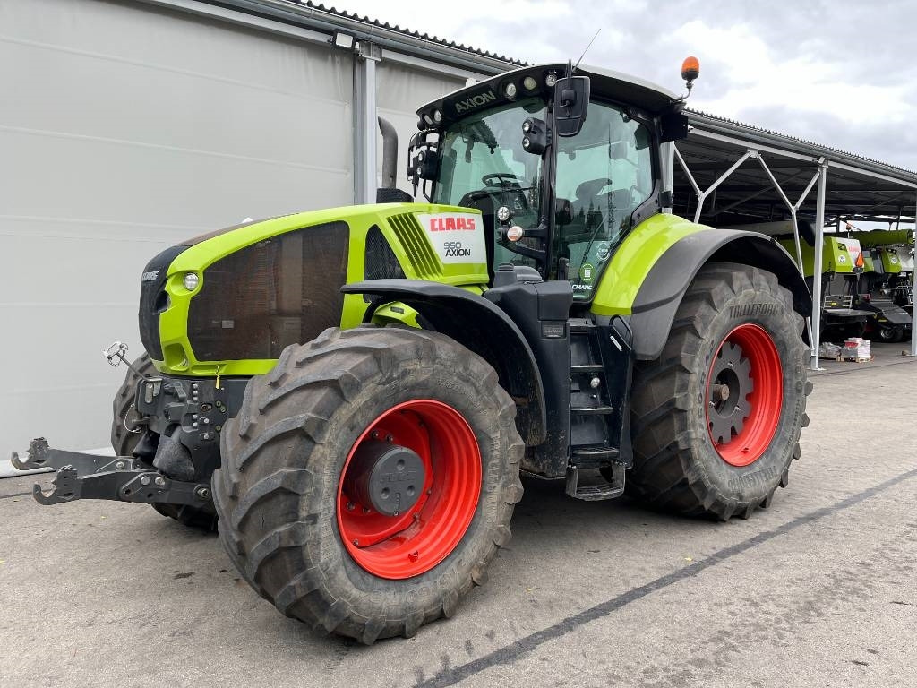 Claas Axion 950 - Traktor: 3 kép. Claas Axion 950 - Traktor: 3 kép.