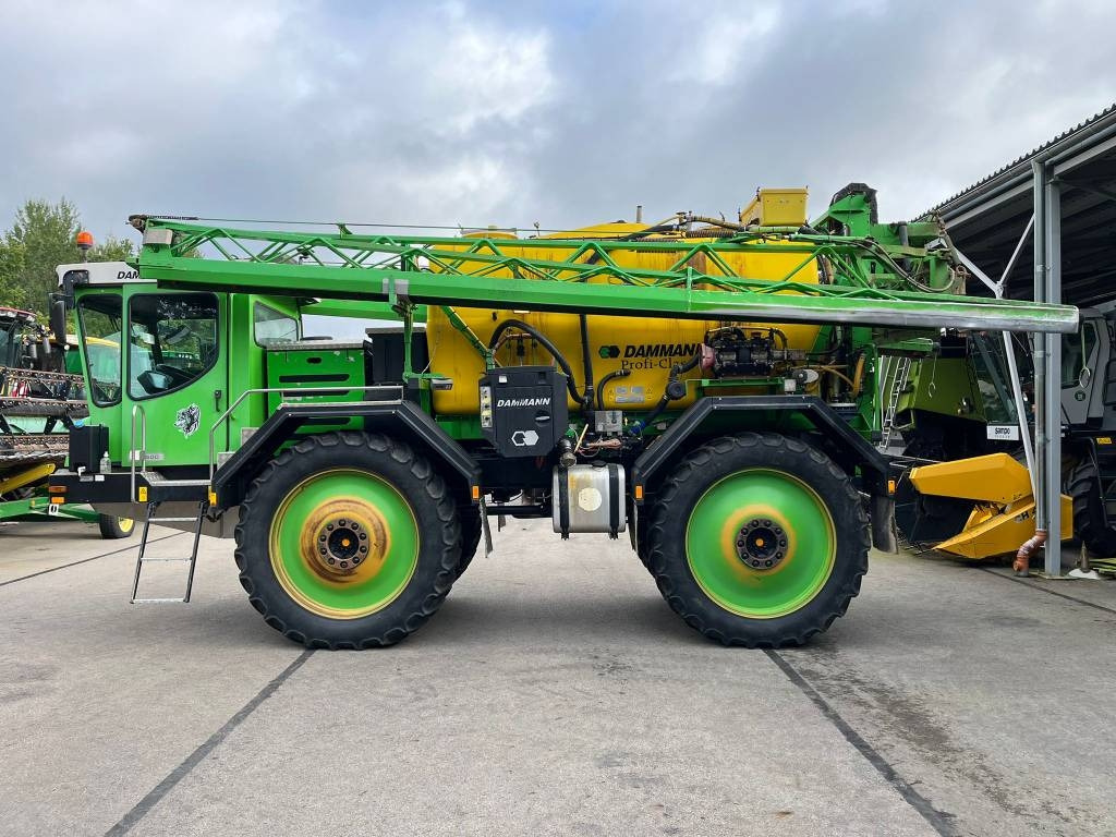 Dammann DT 500 - Önjáró permetező: 4 kép. Dammann DT 500 - Önjáró permetező: 4 kép.