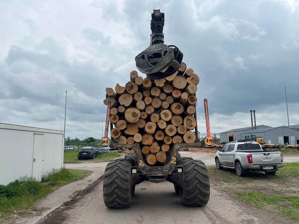 Komatsu 845  - Kihordó: 5 kép. Komatsu 845  - Kihordó: 5 kép.