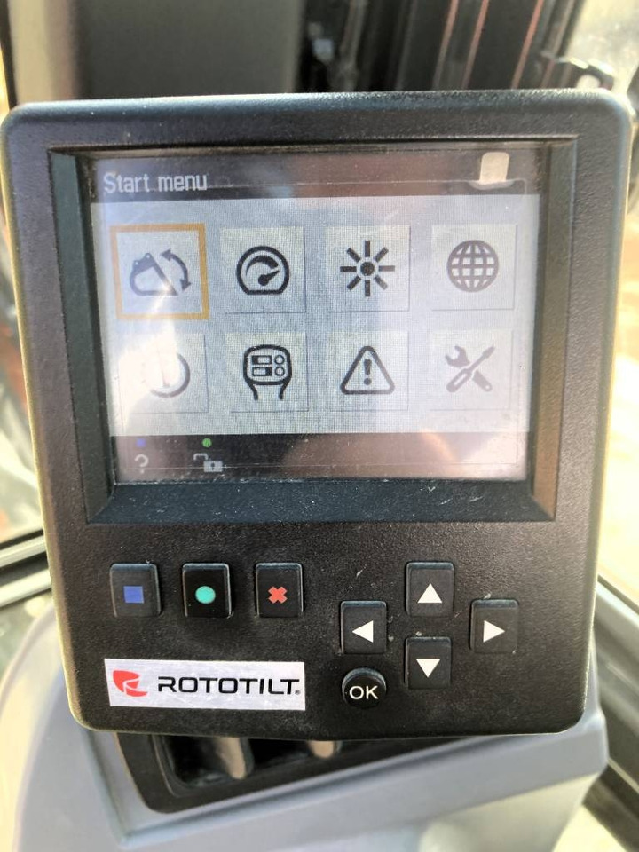 Minikotró Kubota KX 057-4: 8 kép.