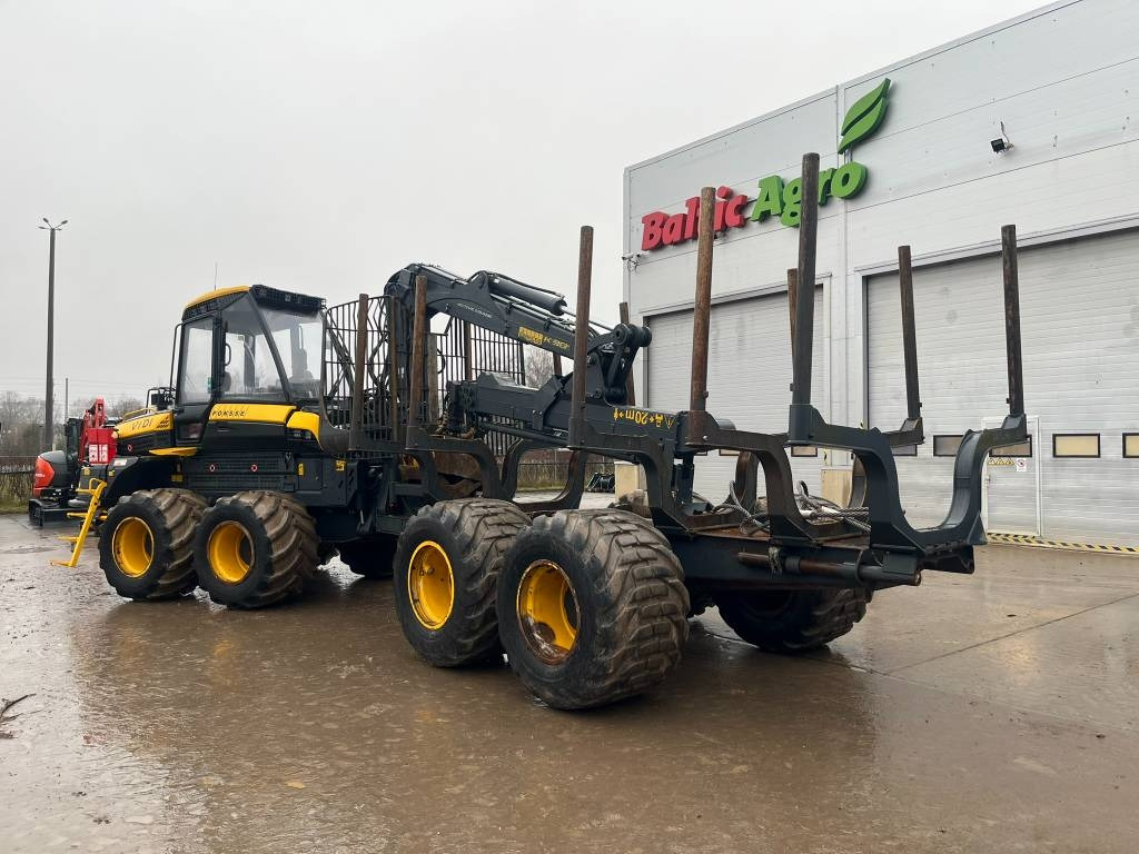 Ponsse Buffalo 8W - Kihordó: 3 kép. Ponsse Buffalo 8W - Kihordó: 3 kép.