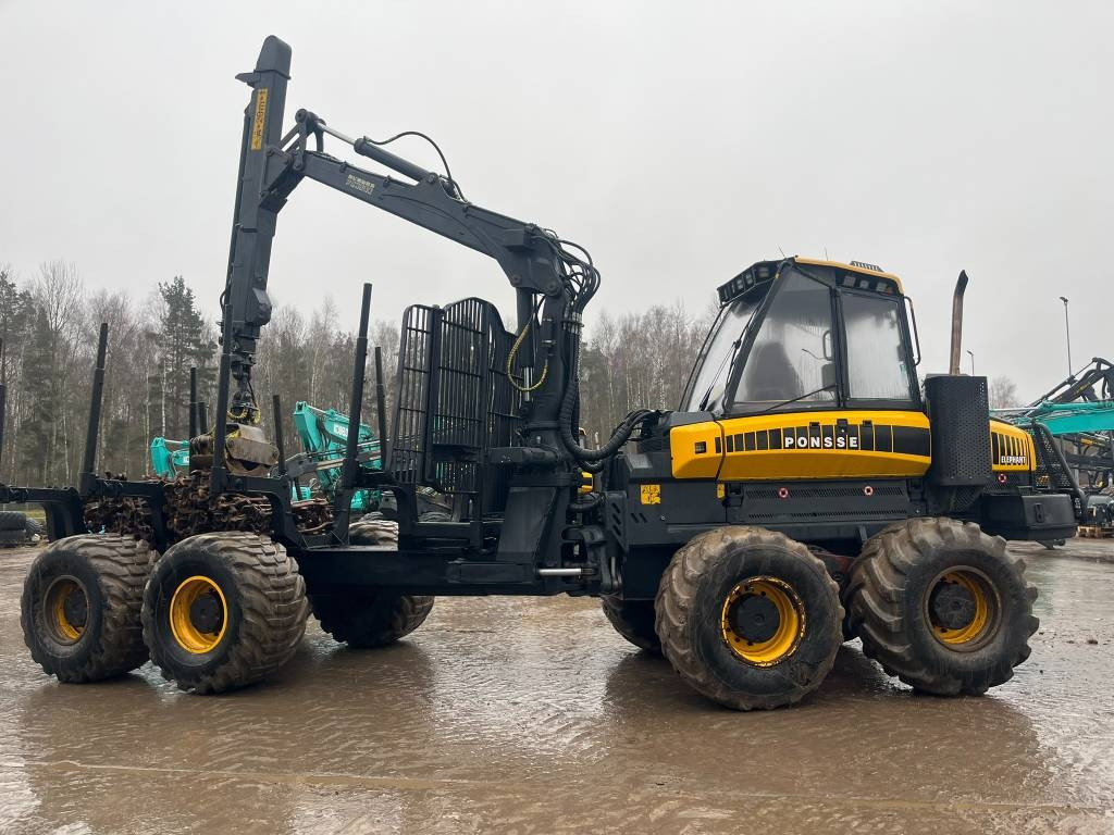 Ponsse Elephant - Kihordó: 5 kép. Ponsse Elephant - Kihordó: 5 kép.