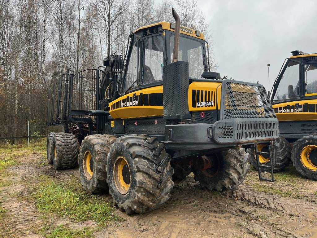 Ponsse Elephant - Kihordó: 3 kép. Ponsse Elephant - Kihordó: 3 kép.