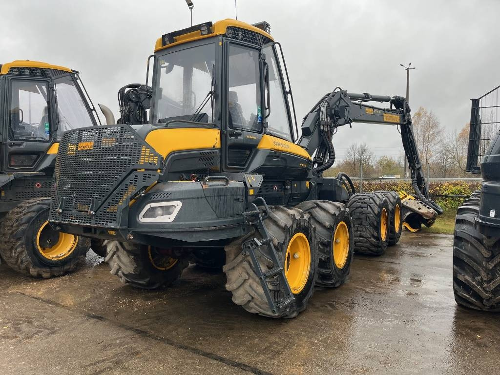 Ponsse Fox - Fakitermelő gép: 1 kép. Ponsse Fox - Fakitermelő gép: 1 kép.