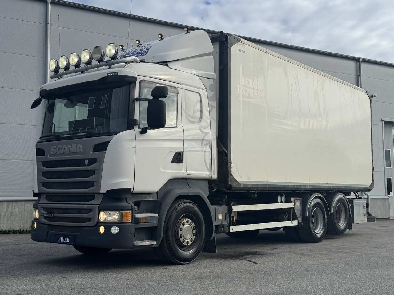 Flisbilsekipage Scania R490 LB 6X2 MNB -2015 | Reparationsobjekt - Dobozos felépítményű teherautó: 1 kép. Flisbilsekipage Scania R490 LB 6X2 MNB -2015 | Reparationsobjekt - Dobozos felépítményű teherautó: 1 kép.