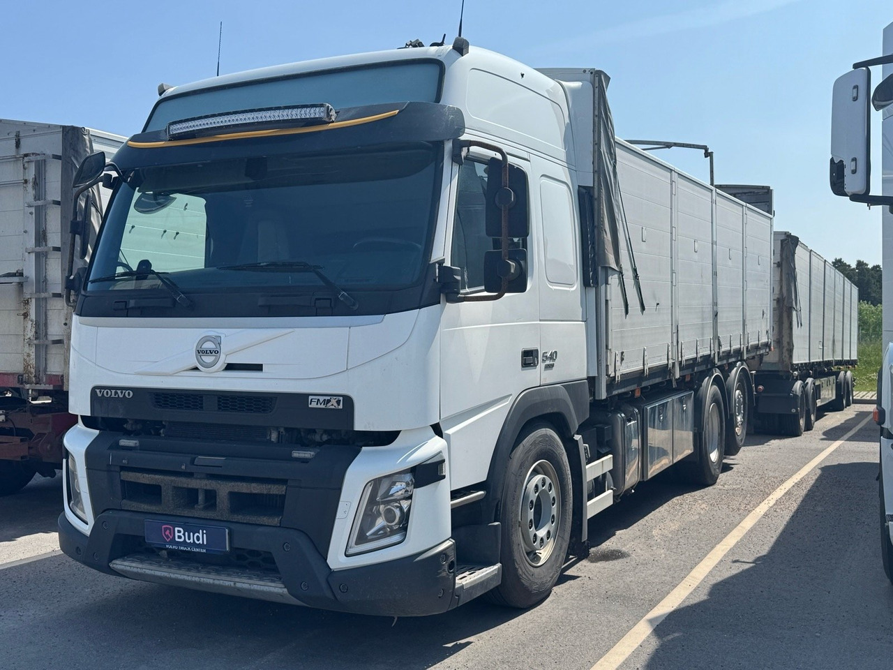 Spannmålsekipage Volvo FM 6x2 -2017 | DIESEL - Platós teherautó: 1 kép. Spannmålsekipage Volvo FM 6x2 -2017 | DIESEL - Platós teherautó: 1 kép.