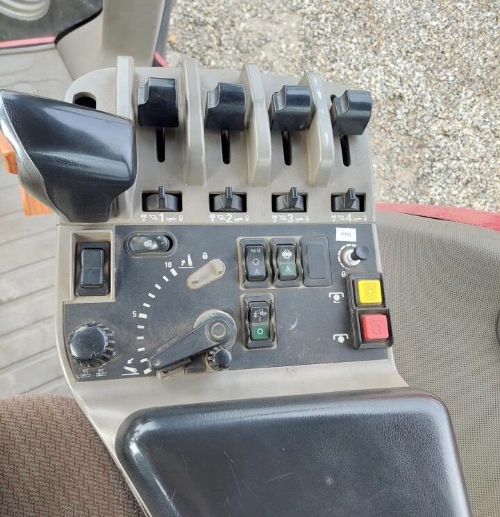 Traktor Case IH MAGNUM MX 200: 9 kép. Traktor Case IH MAGNUM MX 200: 9 kép.